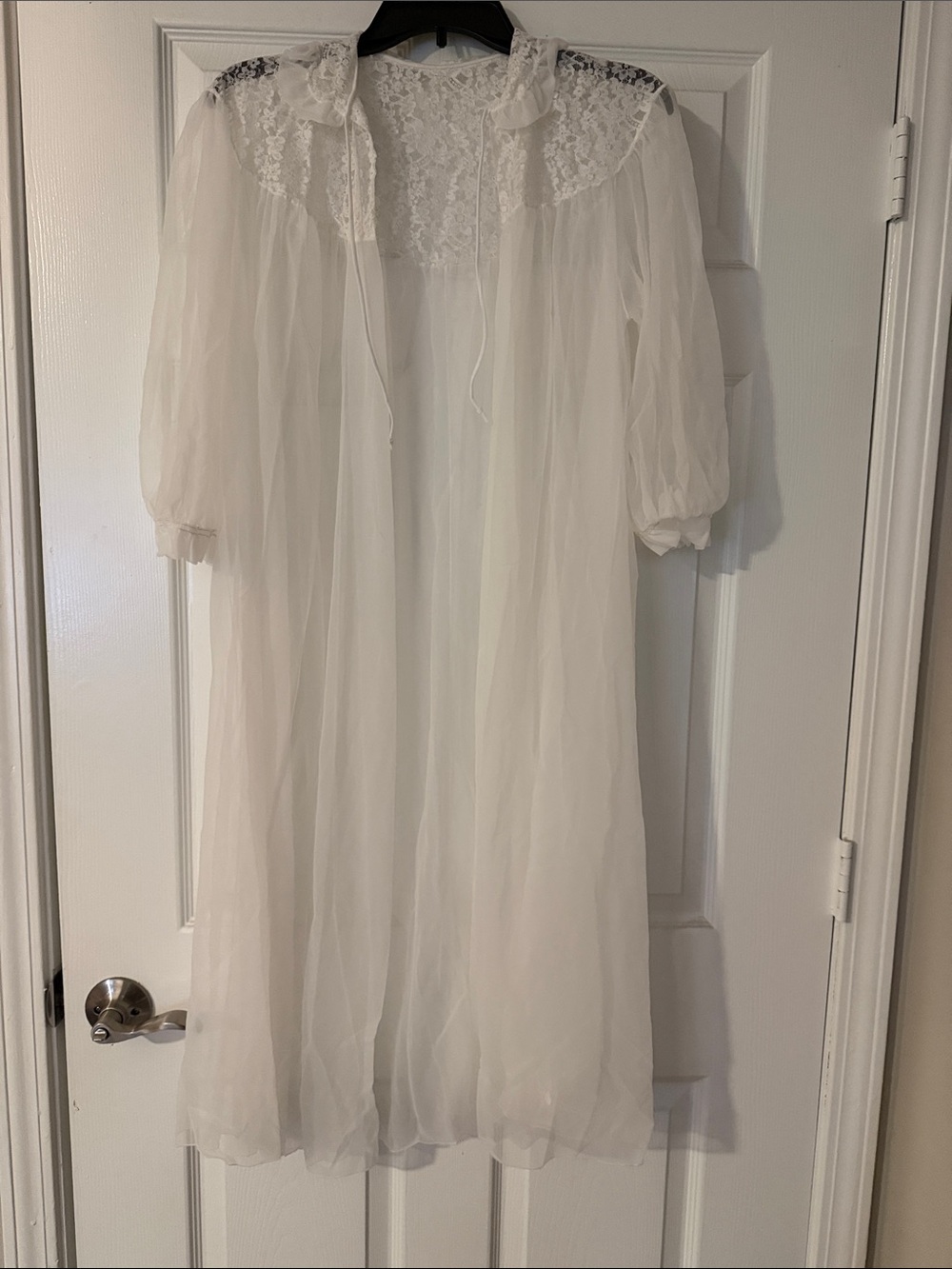 Vintage Lace Yoke Chiffon robe